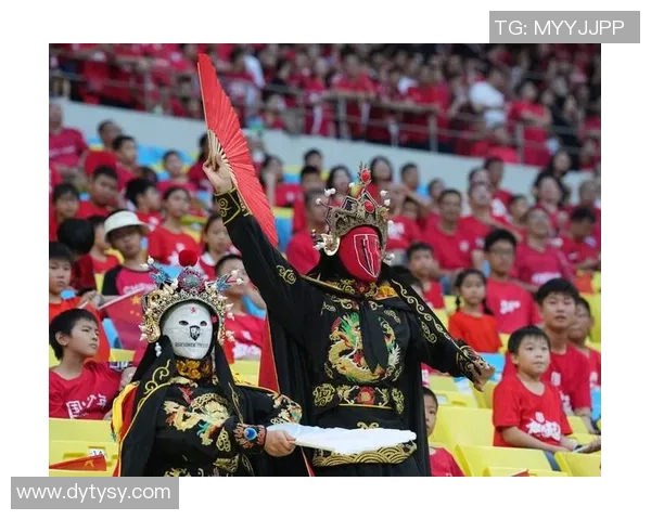 赛后分析:上海足球队与成都足球队的战术对决与启示 赛后分析:上海足球队与成都足球队的战术对决与启示